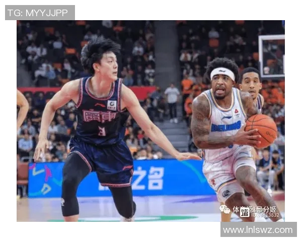 赛后分析：西安篮球队与北京篮球队在比赛中的战术灵活性对比