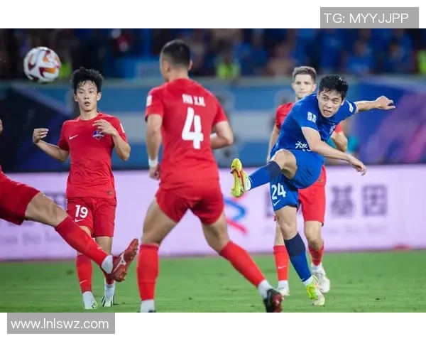 足球明星热议中超联赛表现与未来发展展望分析 足球明星热议中超联赛表现与未来发展展望分析